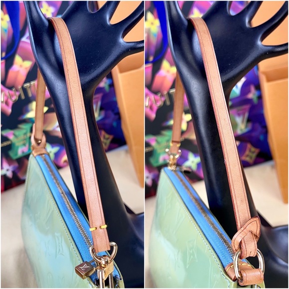 ❌SOLD❌ 💎✨AUTHENTIC✨💎 LOUIS VUITTON
Vernis Lexington Monogram Pochette Handbag - Picture 3 of 12